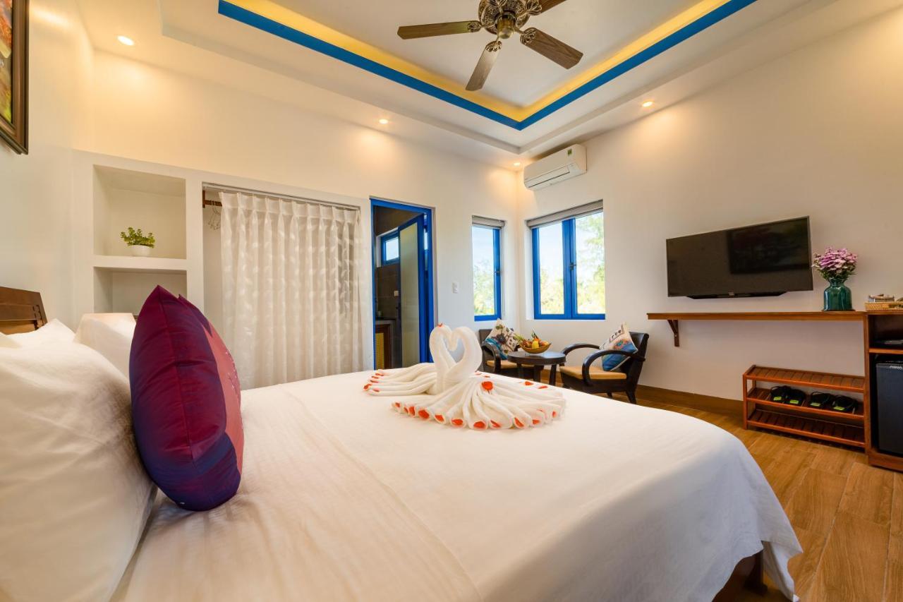 Local Beach Front Villas Tan Thanh Exterior photo