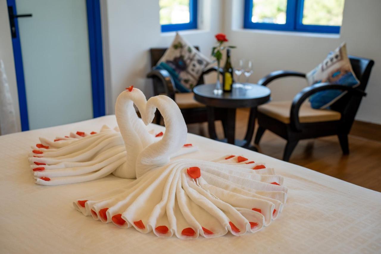 Local Beach Front Villas Tan Thanh Exterior photo